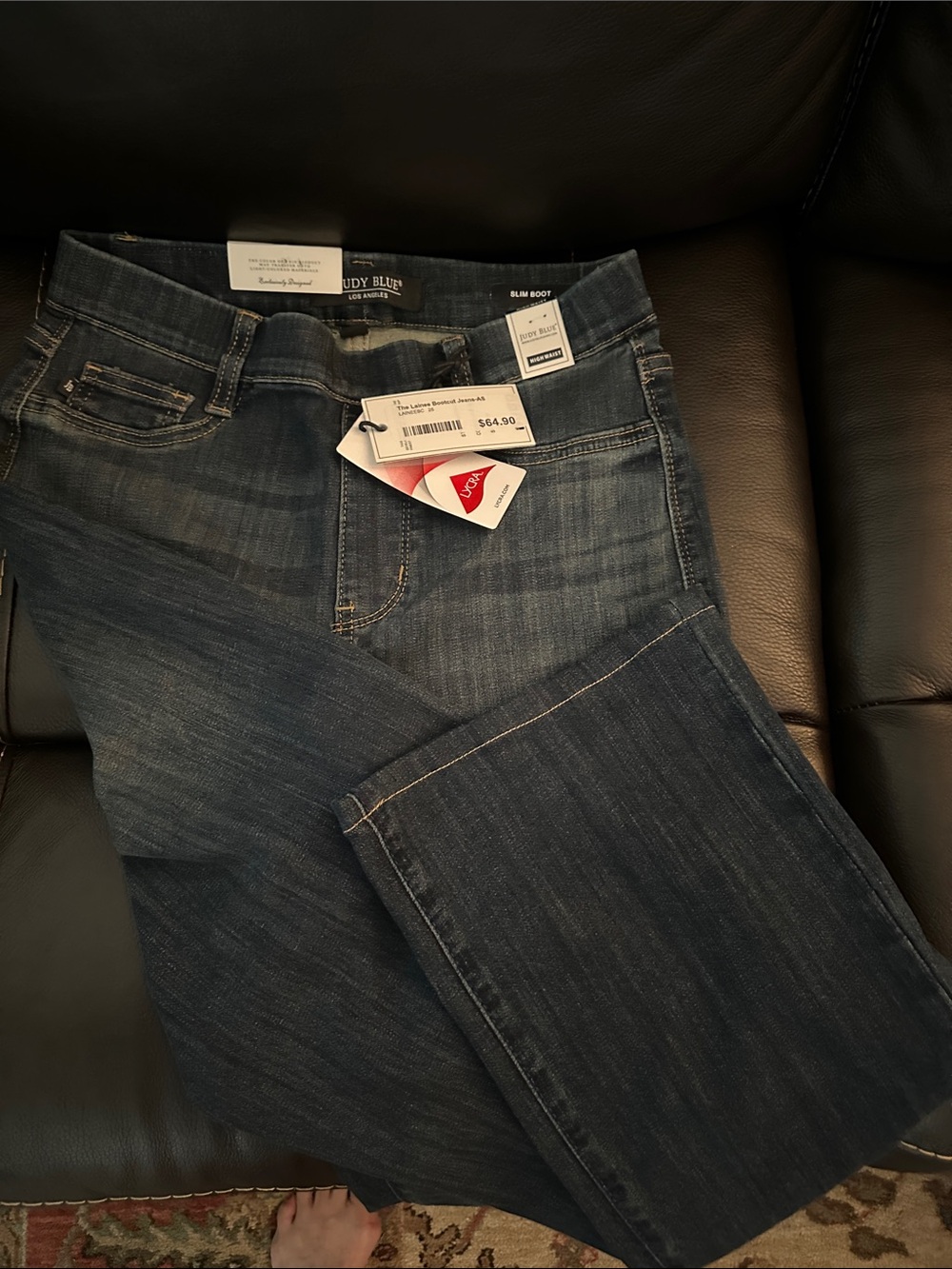 Judy Blue women’s Slim Boot Jeans in Dark Blue Wash